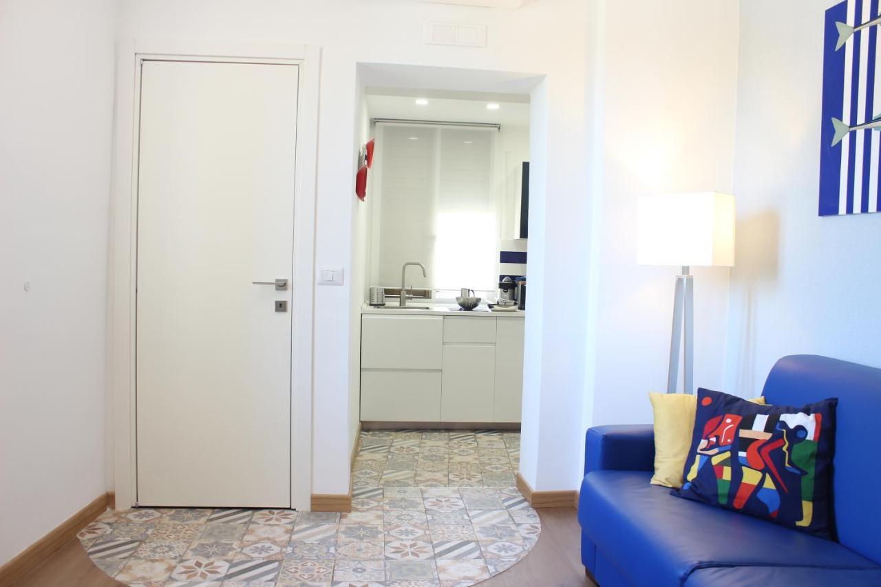 Suite Villa Comunale ซอร์เรนโต ภายนอก รูปภาพ