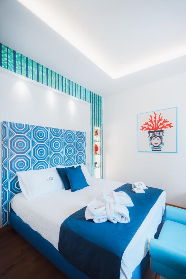 Suite Villa Comunale ซอร์เรนโต ภายนอก รูปภาพ